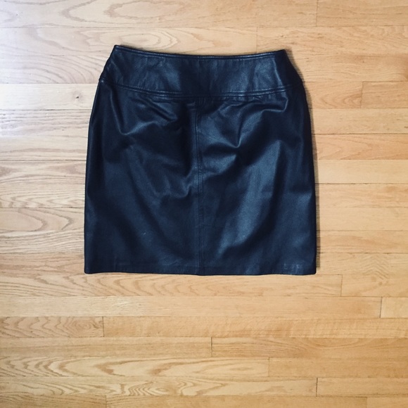 Villager (Liz Claiborne) Black Leather Skirt l NWT - Picture 3 of 9